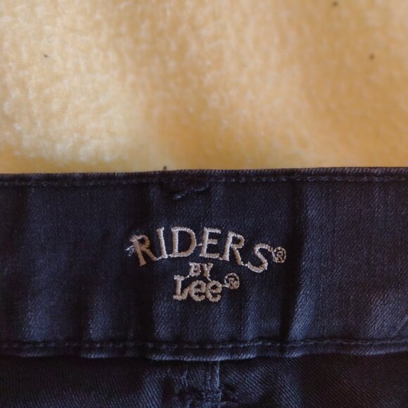 Black Riders Capris - Picture 4 of 4